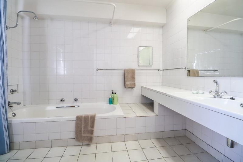 To Let 4 Bedroom Property for Rent in Sanctuary Western Cape